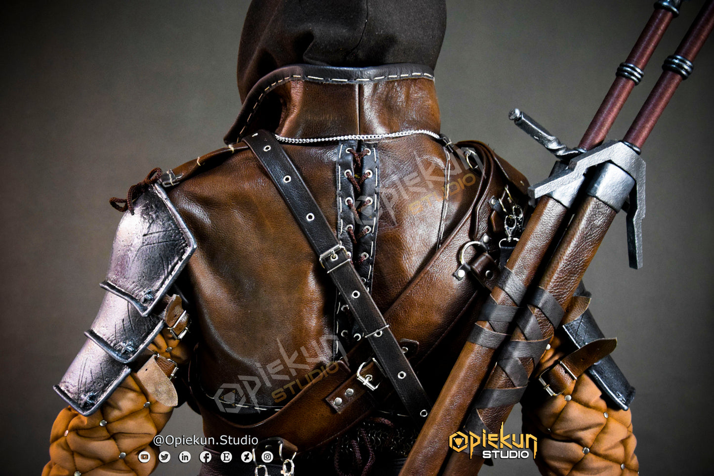 Witcher Grandmaster Ursine Armor Set / FOR ORDER